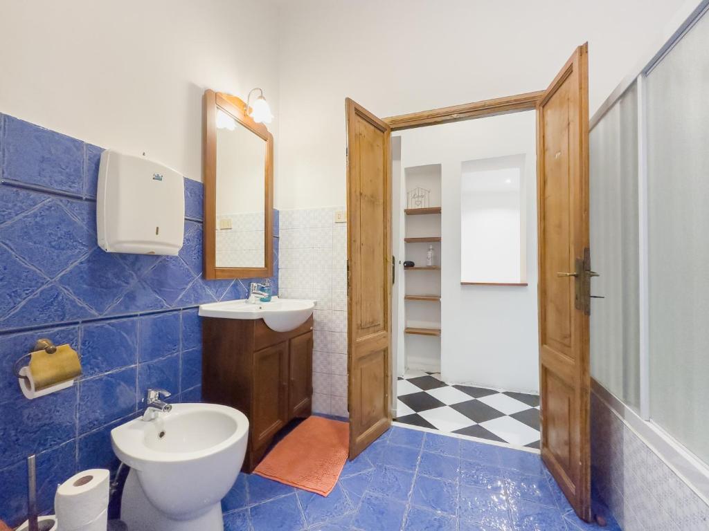 דירות רומא Domus Sant'Elena 2 מראה חיצוני תמונה